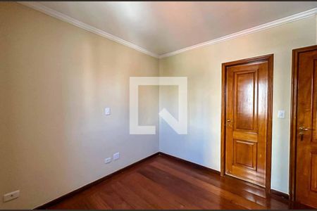 Apartamento à venda com 115m², 2 quartos e 3 vagasQuarto 2