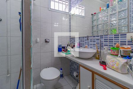 Banheiro da suíte de casa à venda com 2 quartos, 128m² em Vila Yolanda, Osasco