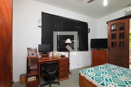 Casa à venda com 293m², 7 quartos e 6 vagasSuíte 2