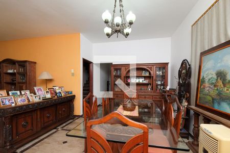 Sala de casa à venda com 7 quartos, 293m² em Tijuca, Rio de Janeiro