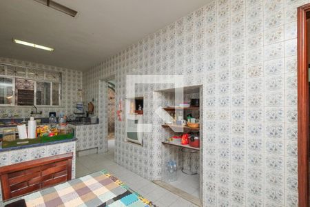 Casa à venda com 293m², 7 quartos e 6 vagasCozinha