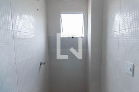 Apartamento à venda com 50m², 2 quartos e sem vaga Apartamento à venda com 50m², 2 quartos e sem vagaBanheiro