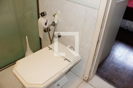 Casa à venda com 400m², 4 quartos e 3 vagasBanheiro suite 03