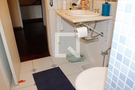 Casa à venda com 400m², 4 quartos e 3 vagasBanheiro suite 02