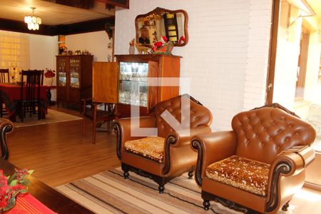 Sala de casa à venda com 4 quartos, 400m² em Cristal, Porto Alegre