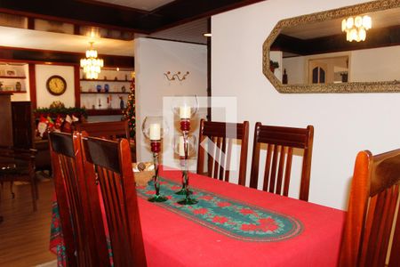 Sala de Jantar de casa à venda com 4 quartos, 400m² em Cristal, Porto Alegre