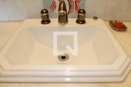 Casa à venda com 400m², 4 quartos e 3 vagasBanheiro suite 03