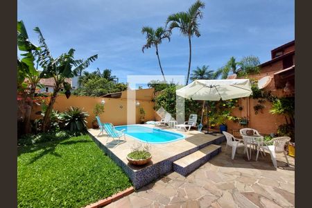 Casa à venda com 400m², 4 quartos e 3 vagasPiscina