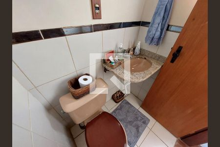 Casa à venda com 400m², 4 quartos e 3 vagasBanheiro Auxiliar