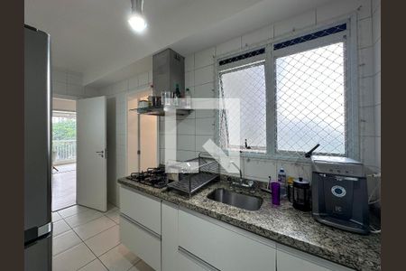 Apartamento para alugar com 98m², 3 quartos e 2 vagasCozinha