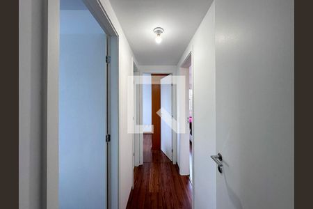 Apartamento para alugar com 98m², 3 quartos e 2 vagasCorredor Quartos