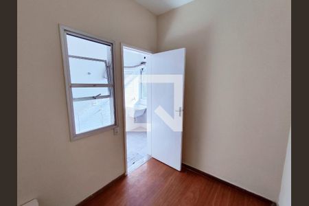 Apartamento à venda com 125m², 4 quartos e 1 vaga Apartamento à venda com 125m², 4 quartos e 1 vagaQuarto de Serviço