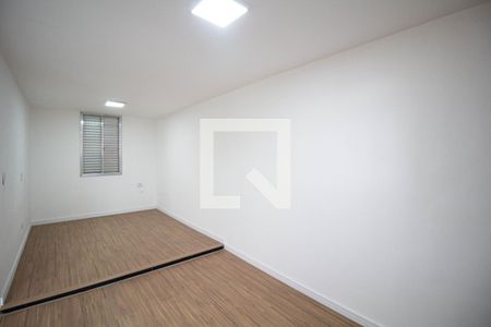 Sala de apartamento para alugar com 2 quartos, 46m² em Conjunto Residencial José Bonifácio, São Paulo