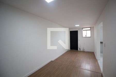 Sala de apartamento para alugar com 2 quartos, 46m² em Conjunto Residencial José Bonifácio, São Paulo