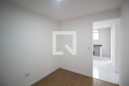 Quarto 1 de apartamento para alugar com 2 quartos, 46m² em Conjunto Residencial José Bonifácio, São Paulo