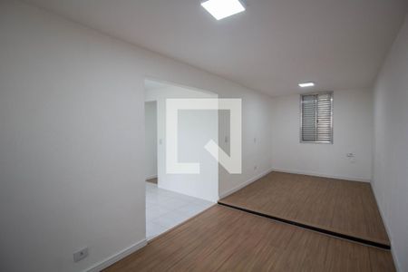 Sala de apartamento para alugar com 2 quartos, 46m² em Conjunto Residencial José Bonifácio, São Paulo