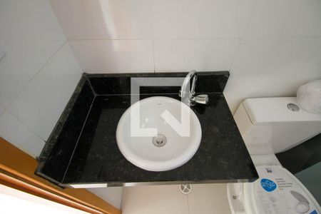 Apartamento para alugar com 42m², 2 quartos e sem vagaBanheiro