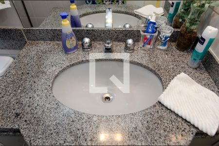 Apartamento à venda com 87m², 3 quartos e 2 vagasBanheiro Social