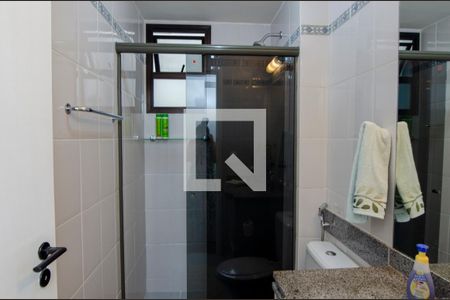 Apartamento à venda com 87m², 3 quartos e 2 vagasBanheiro Social