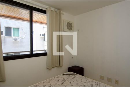 Apartamento à venda com 87m², 3 quartos e 2 vagasQuarto 1