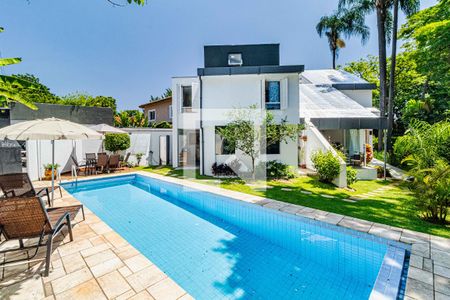 Casa à venda com 510m², 4 quartos e 4 vagasPiscina