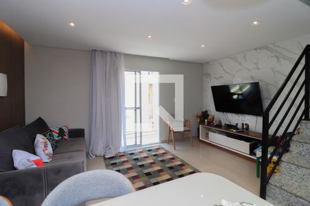 Sala de TV de casa de condomínio à venda com 3 quartos, 130m² em Vila Esperança, São Paulo