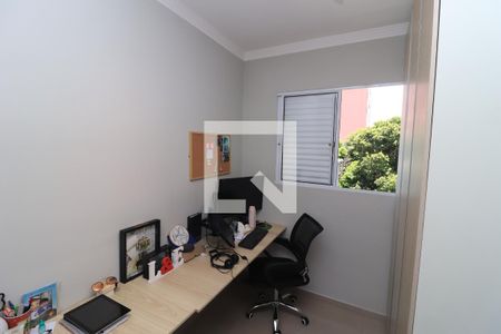 Casa de condomínio à venda com 130m², 3 quartos e 2 vagasQuarto 3