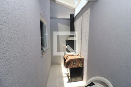 Casa de condomínio à venda com 130m², 3 quartos e 2 vagasChurrasqueira