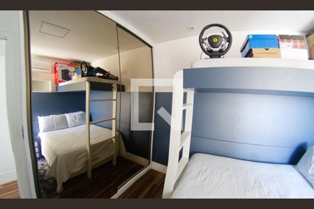 Apartamento à venda com 171m², 2 quartos e 3 vagasSuíte 1