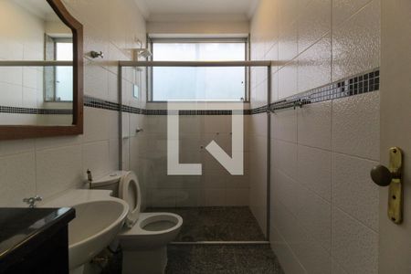 Apartamento para alugar com 150m², 3 quartos e 1 vaga Apartamento para alugar com 150m², 3 quartos e 1 vagaBanheiro da Suíte