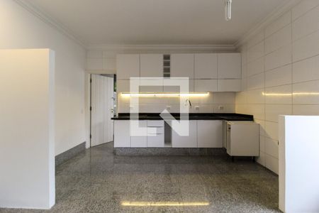 Apartamento para alugar com 150m², 3 quartos e 1 vaga Apartamento para alugar com 150m², 3 quartos e 1 vagaCozinha