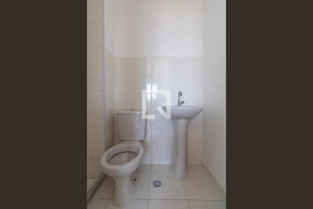 Apartamento para alugar com 35m², 2 quartos e sem vaga Apartamento para alugar com 35m², 2 quartos e sem vagaBanheiro