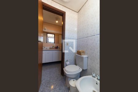 Apartamento à venda com 156m², 4 quartos e 3 vagasBanheiro dos Quartos 01 e 02