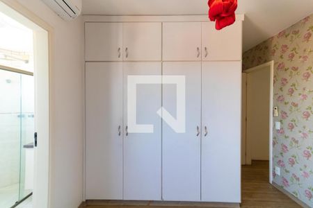 Apartamento à venda com 156m², 4 quartos e 3 vagasSuíte 01