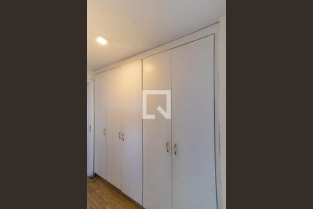 Apartamento à venda com 156m², 4 quartos e 3 vagasCloset da Suíte 02