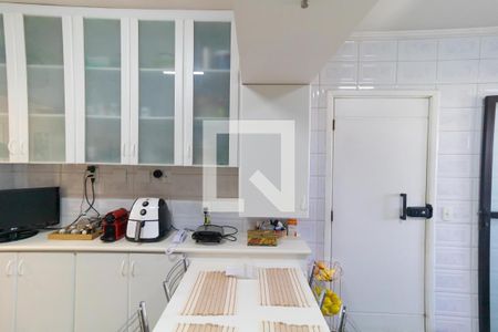 Apartamento à venda com 156m², 4 quartos e 3 vagasCozinha