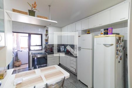 Apartamento à venda com 156m², 4 quartos e 3 vagasCozinha