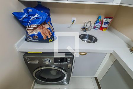 Apartamento à venda com 37m², 2 quartos e 1 vagaÁrea de Serviço