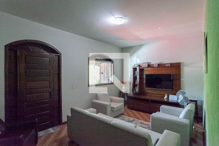 Sala  de casa para alugar com 5 quartos, 217m² em Europa, Belo Horizonte