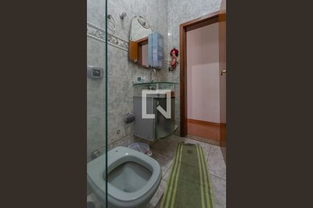 Casa à venda com 300m², 3 quartos e 4 vagasBanheiro