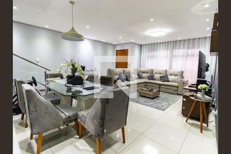 Sala de casa à venda com 3 quartos, 230m² em Vila Invernada, São Paulo