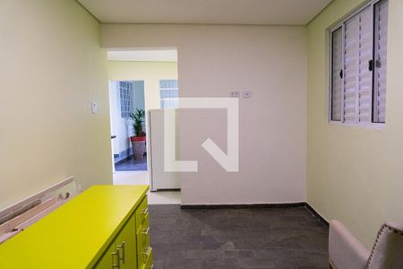 Quarto de casa para alugar com 1 quarto, 24m² em Vila Floresta, Santo André