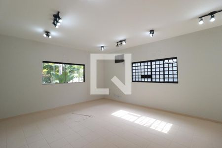 Sala de casa para alugar com 3 quartos, 184m² em Jardim Karaíba, Uberlândia