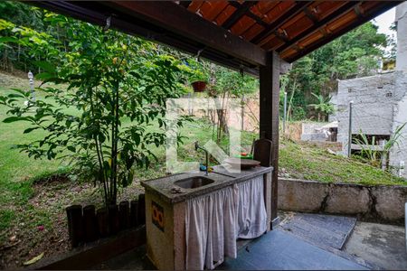 Casa de condomínio à venda com 300m², 3 quartos e 2 vagasÁrea de Serviço