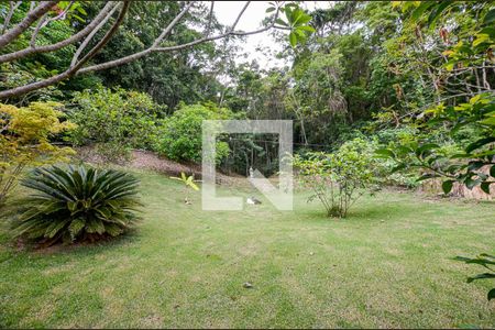 fundos  de casa de condomínio à venda com 3 quartos, 300m² em Itaipu, Niterói