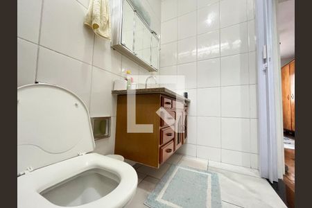 Casa à venda com 118m², 2 quartos e 2 vagasBanheiro