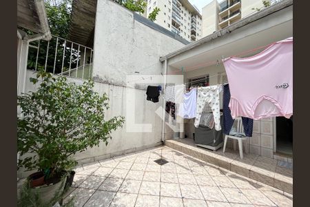 Casa à venda com 118m², 2 quartos e 2 vagasQuintal