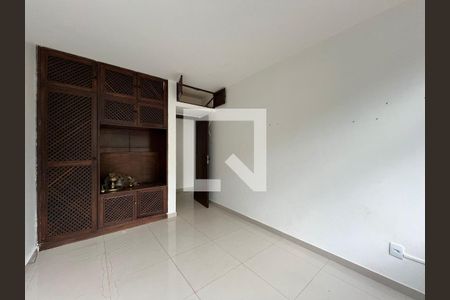 Quarto 1 de apartamento para alugar com 3 quartos, 85m² em Sqs 206, Brasília