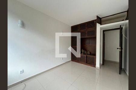 Quarto 1 de apartamento para alugar com 3 quartos, 85m² em Sqs 206, Brasília