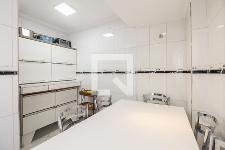 Apartamento à venda com 86m², 2 quartos e 2 vagasCozinha 